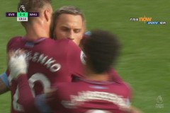 曼城4900万欧元签兽腰：高价签约引争议，未来去向成谜